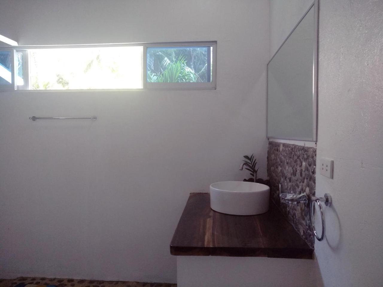 סיקיהור Oceanlife Explorers Resort מראה חיצוני תמונה